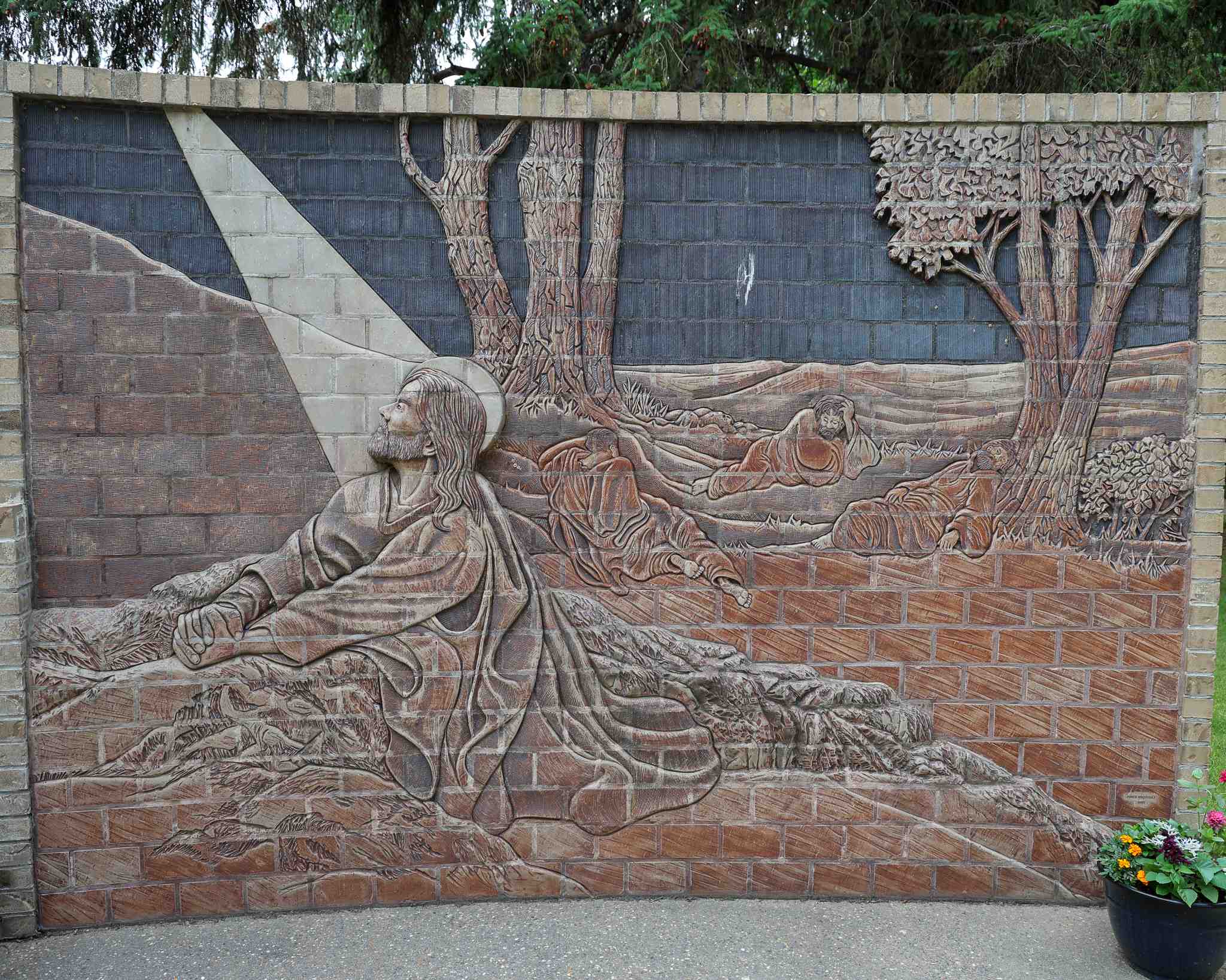 st. Joes Carving  - by sourceselect.ca source select marketing photography