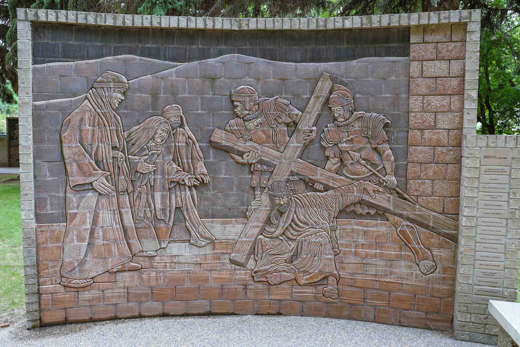 st. Joes Carving  - by sourceselect.ca source select marketing photography