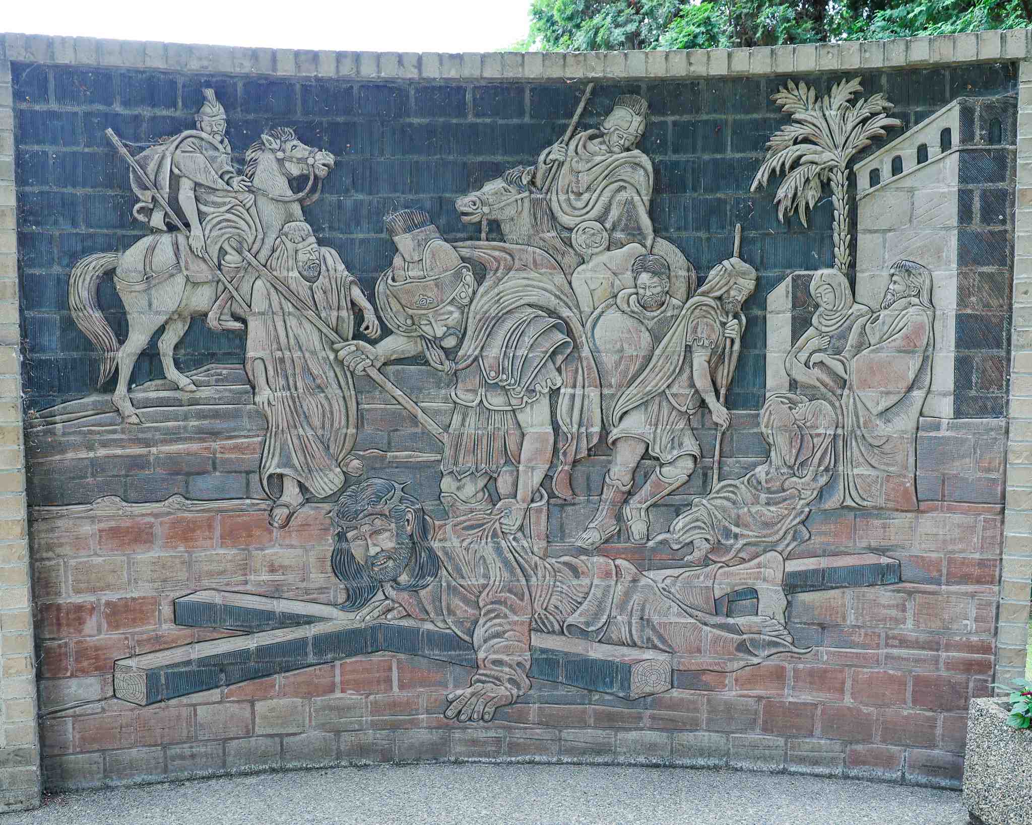 st. Joes Carving  - by sourceselect.ca source select marketing photography